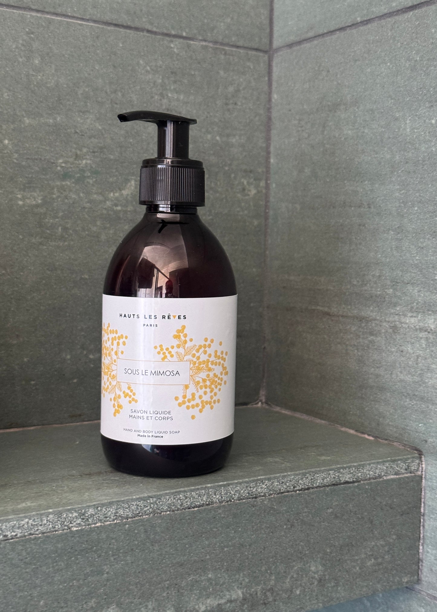 Savon liquide parfumé "Sous le mimosa"